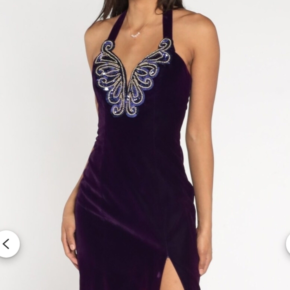 Zum Zum by Niki Livas Dresses & Skirts - Zum Zum by Niki Livas Halter Goth SweatHeart Fairy Vamp Velvet Midi Dress S/M